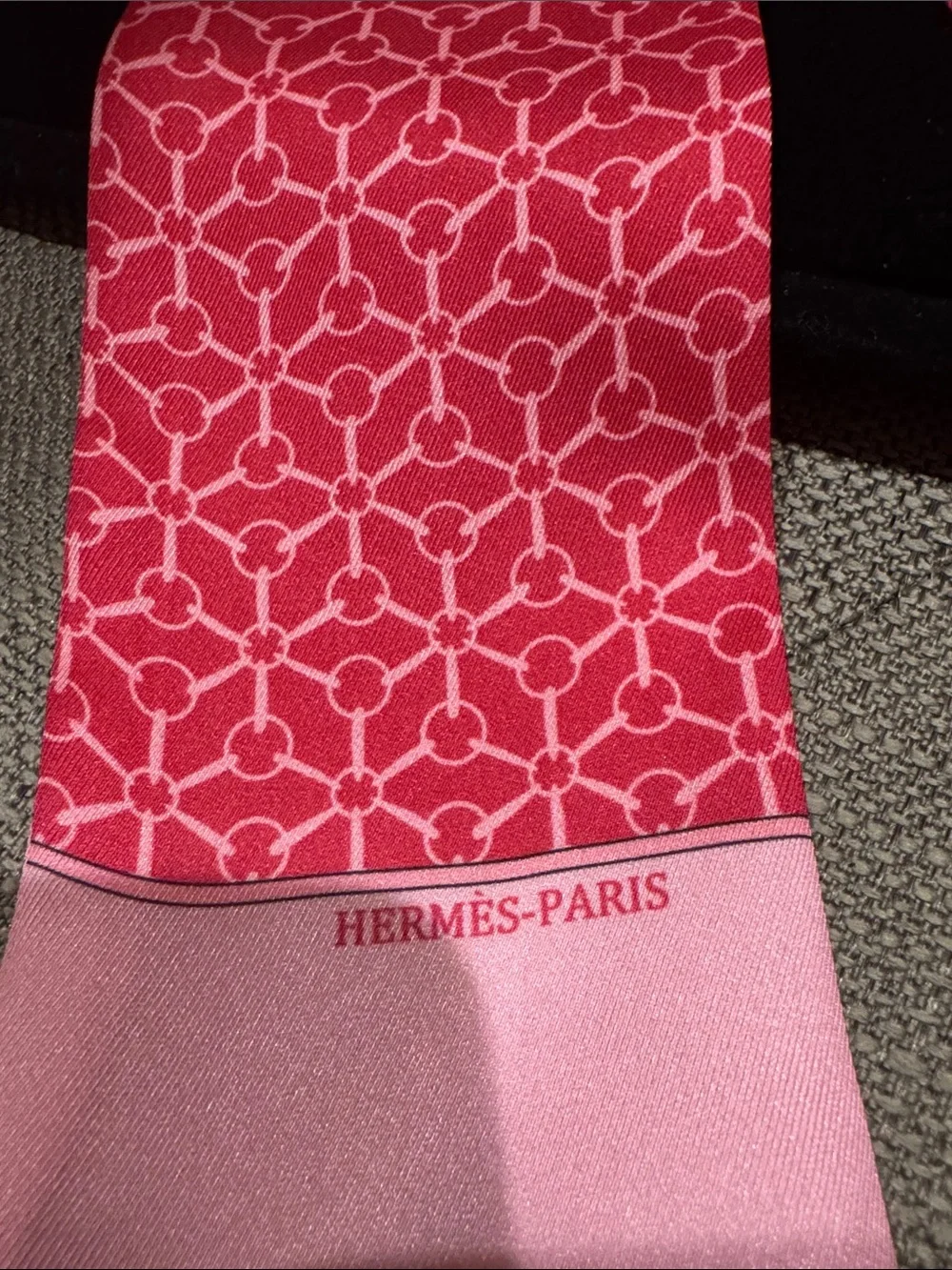 NEW Hermes 100% Silk Twillie Scarf Tie